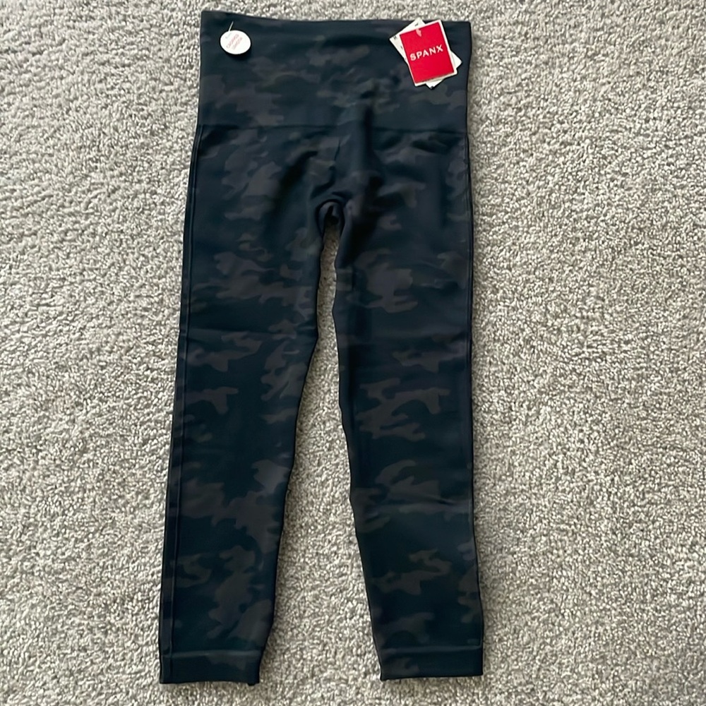 SPANX Black & Charcoal Camo High-Waist Leggings